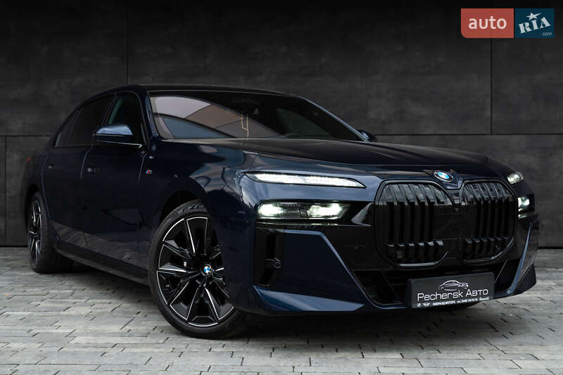 Седан BMW 7 Series 2023 в Киеве