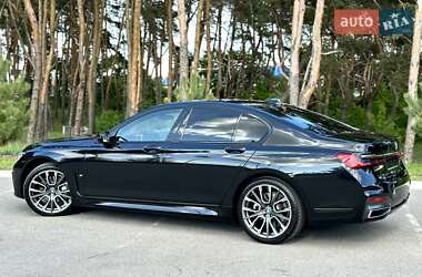 Седан BMW 7 Series 2022 в 