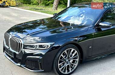 Седан BMW 7 Series 2022 в 