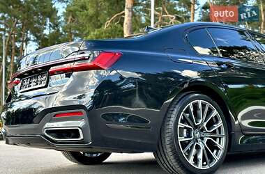 Седан BMW 7 Series 2022 в 
