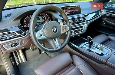 Седан BMW 7 Series 2022 в 