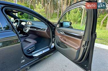 Седан BMW 7 Series 2022 в 