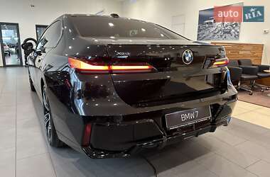 Седан BMW 7 Series 2024 в 