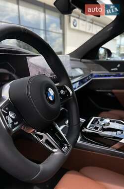 Седан BMW 7 Series 2024 в 