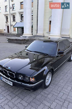 Седан BMW 7 Series 1994 в 