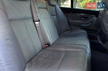 Седан BMW 7 Series 2000 в 