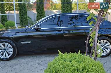 Седан BMW 7 Series 2012 в 