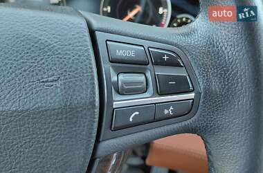 Седан BMW 7 Series 2012 в 