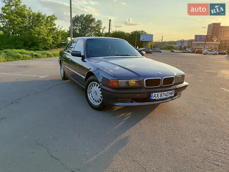 BMW 7 Series 1996