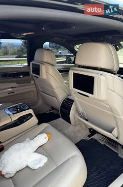 Седан BMW 7 Series 2008 в 