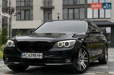 Седан BMW 7 Series 2012 в 