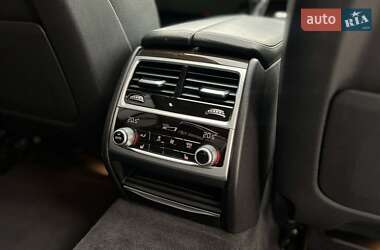 Седан BMW 7 Series 2019 в 