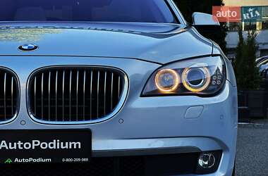 Седан BMW 7 Series 2010 в 