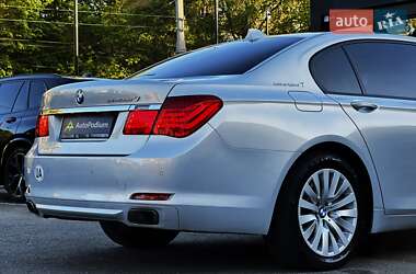 Седан BMW 7 Series 2010 в 