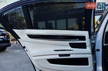 Седан BMW 7 Series 2010 в 