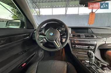 Седан BMW 7 Series 2011 в 