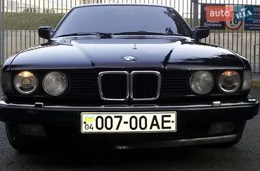 Седан BMW 7 Series 1990 в Днепре