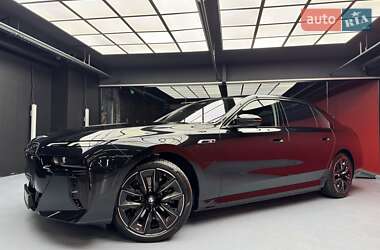 Седан BMW 7 Series 2024 в 