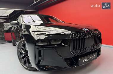 Седан BMW 7 Series 2024 в 