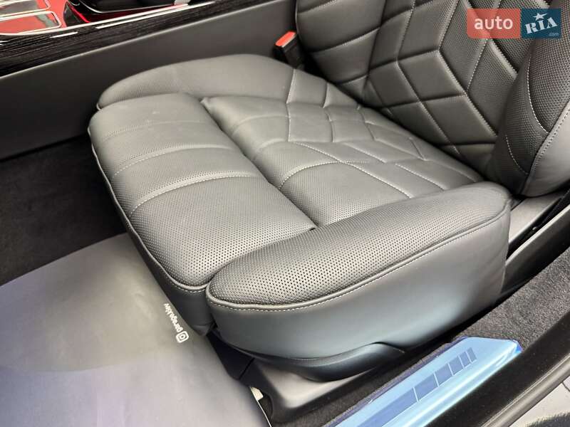 Седан BMW 7 Series 2024 в Києві