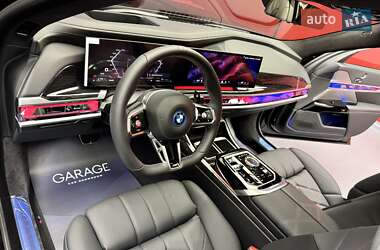 Седан BMW 7 Series 2024 в 