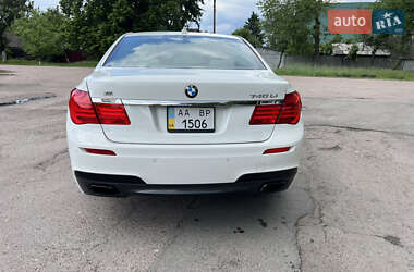 Седан BMW 7 Series 2011 в 