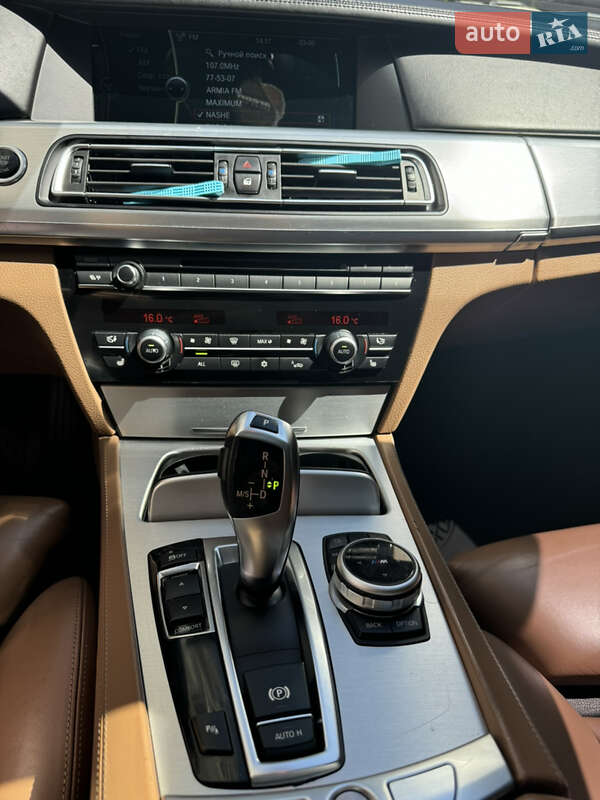 Седан BMW 7 Series 2012 в Івано-Франківську