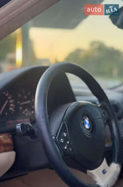 Седан BMW 7 Series 2000 в 