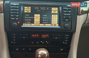 Седан BMW 7 Series 2000 в 