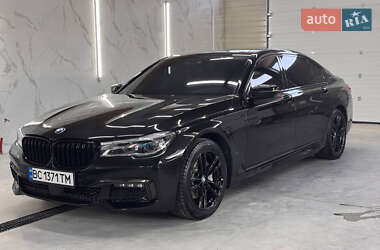 Седан BMW 7 Series 2018 в Новояворовске