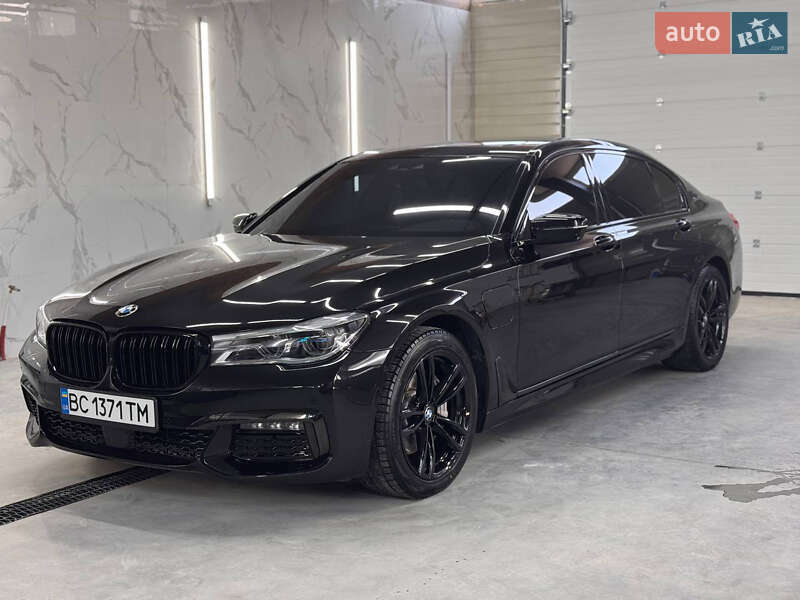 Седан BMW 7 Series 2018 в 
