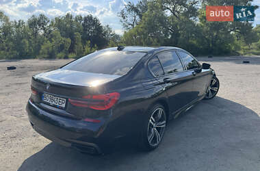 Седан BMW 7 Series 2018 в 