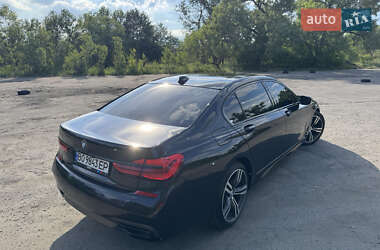 Седан BMW 7 Series 2018 в 