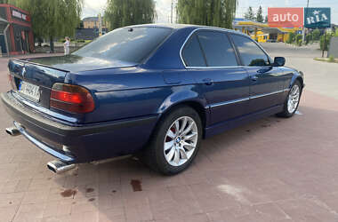 Седан BMW 7 Series 1999 в 