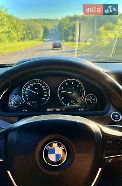 Седан BMW 7 Series 2010 в 