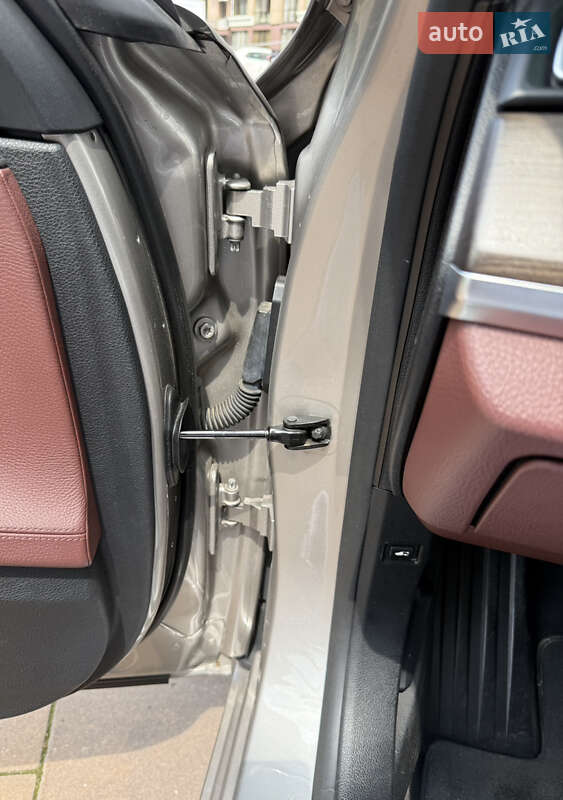 Седан BMW 7 Series 2014 в Києві