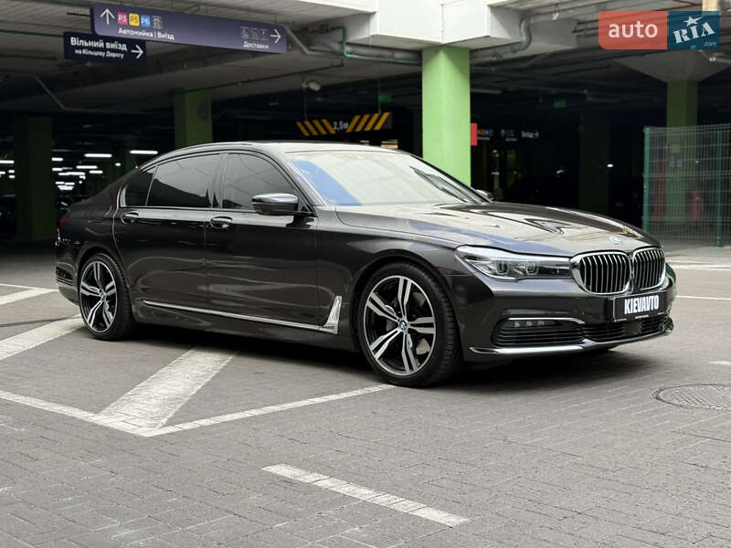 Седан BMW 7 Series 2016 в Києві