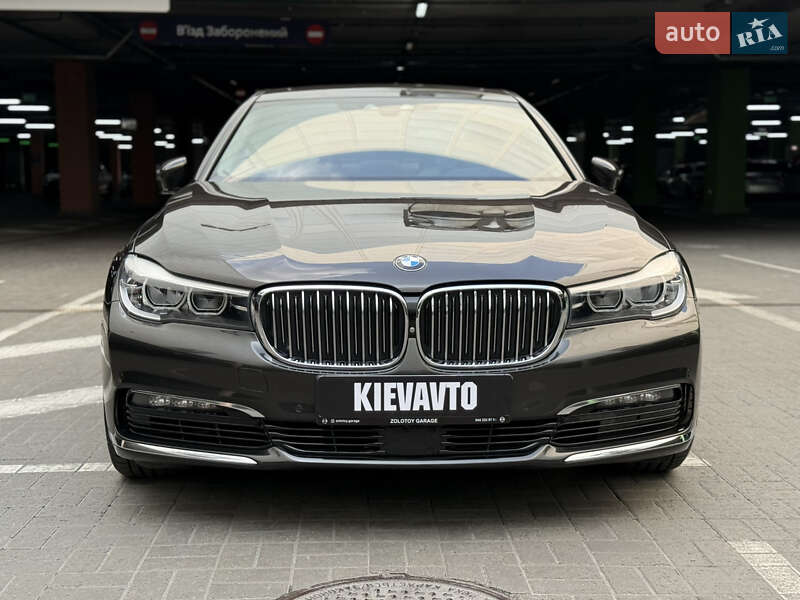 Седан BMW 7 Series 2016 в Києві