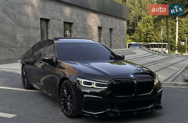 Седан BMW 7 Series 2019 в 