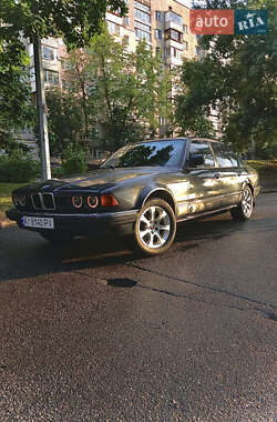 Седан BMW 7 Series 1991 в Києві