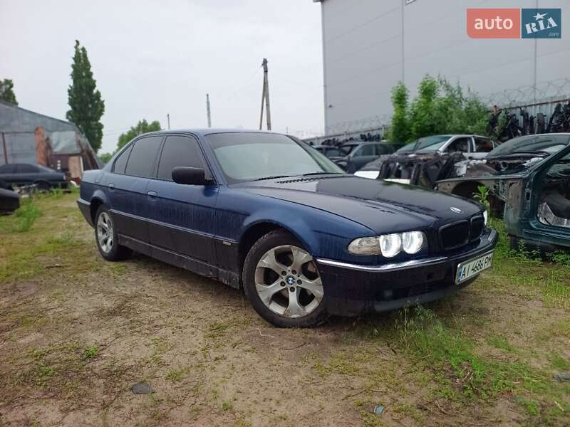 BMW 7 Series 1999