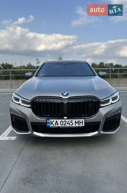 Седан BMW 7 Series 2022 в 