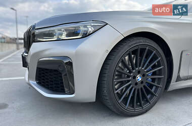 Седан BMW 7 Series 2022 в 