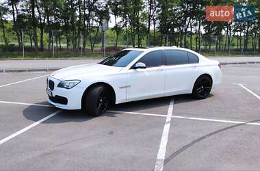 Седан BMW 7 Series 2013 в 