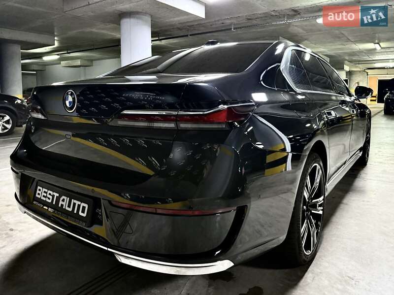 Седан BMW 7 Series 2023 в Киеве