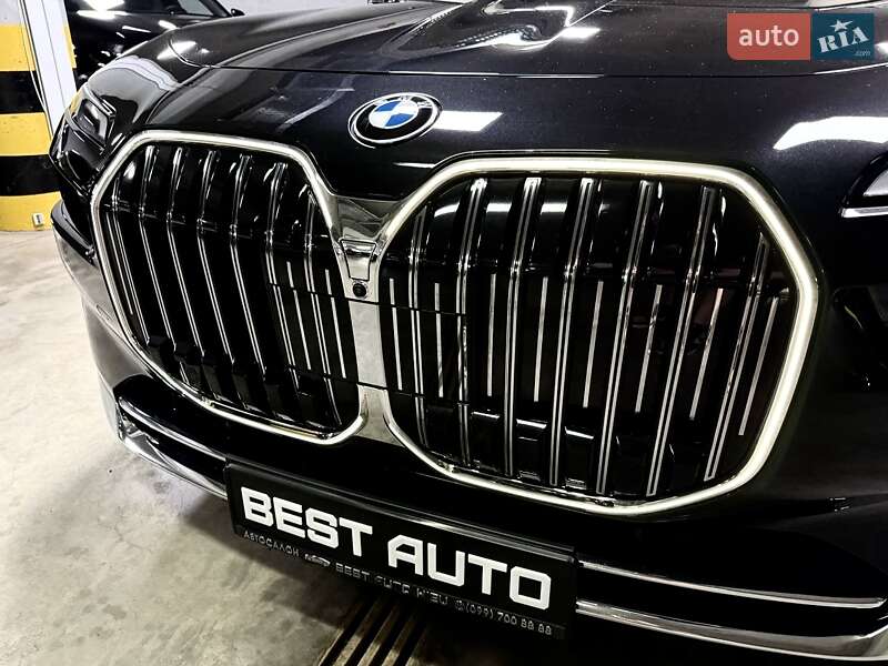 Седан BMW 7 Series 2023 в Киеве