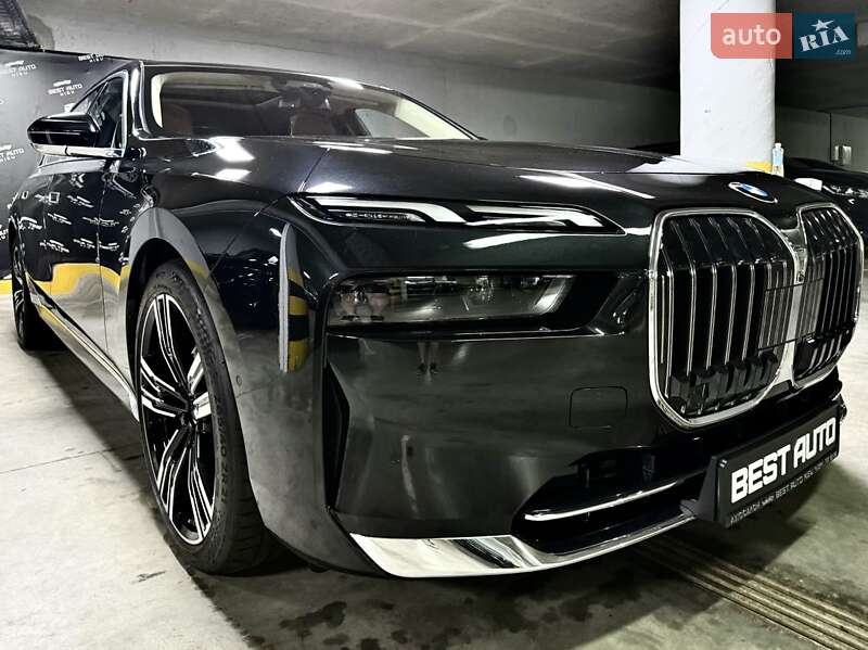 Седан BMW 7 Series 2023 в Киеве