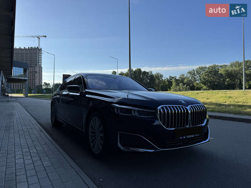 Седан BMW 7 Series 2019 в Киеве