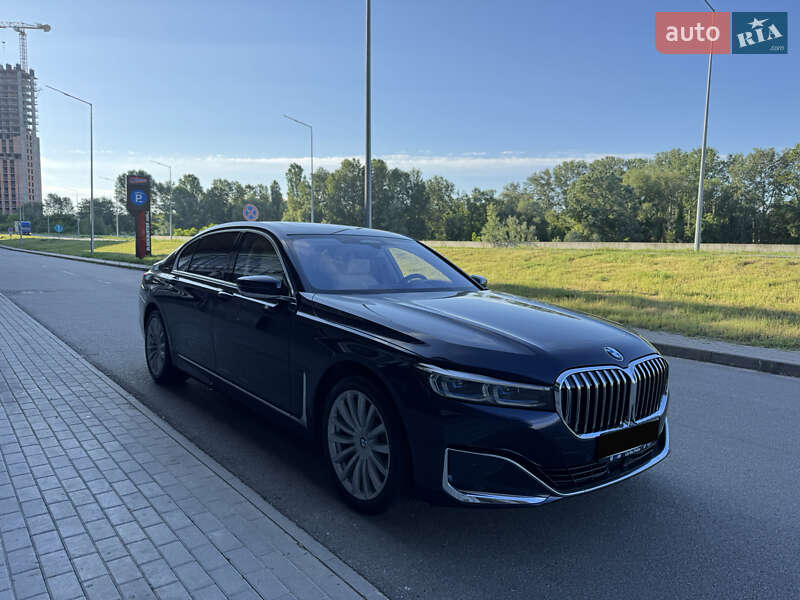 Седан BMW 7 Series 2019 в Киеве