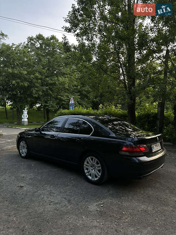Седан BMW 7 Series 2007 в Львові